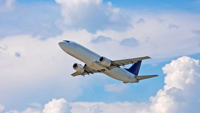 Airliner in flight