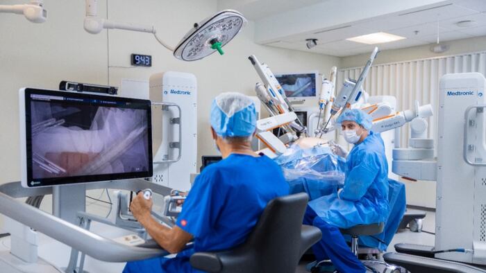 robot surgery