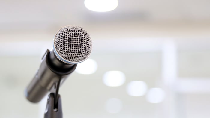 Microphone