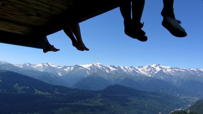 Legs dangling