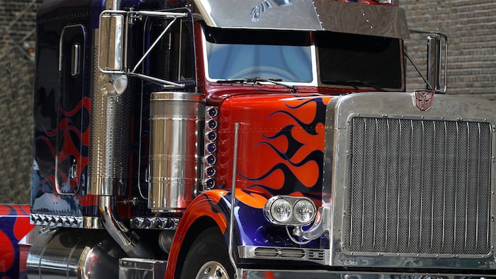 "Optimus Prime" sits in the staging area during Transformers 3 filming on Wacker Drive in Chicago, Illinois on AUG 01, 2010. (Photo By Raymond Boyd/Michael Ochs Archives/Getty Images)