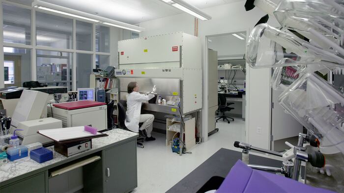 FDABldg64Lab_1200x675