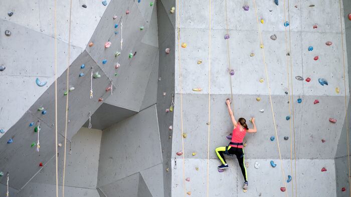 Climbing wall