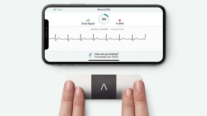 KardiaMobile 6L EKG device with an iPhone X