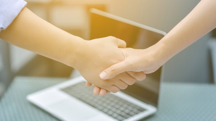 Hand Shake
